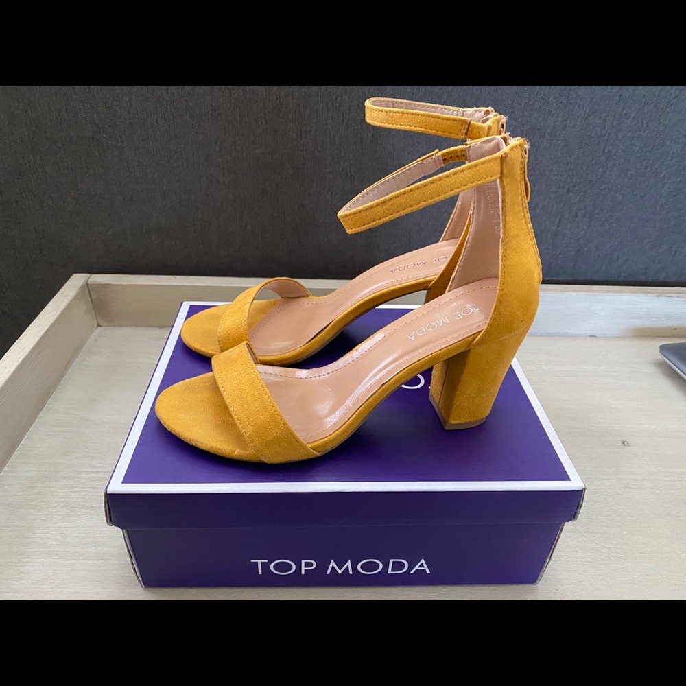 Mustard Open Toed Block Heel Sandals